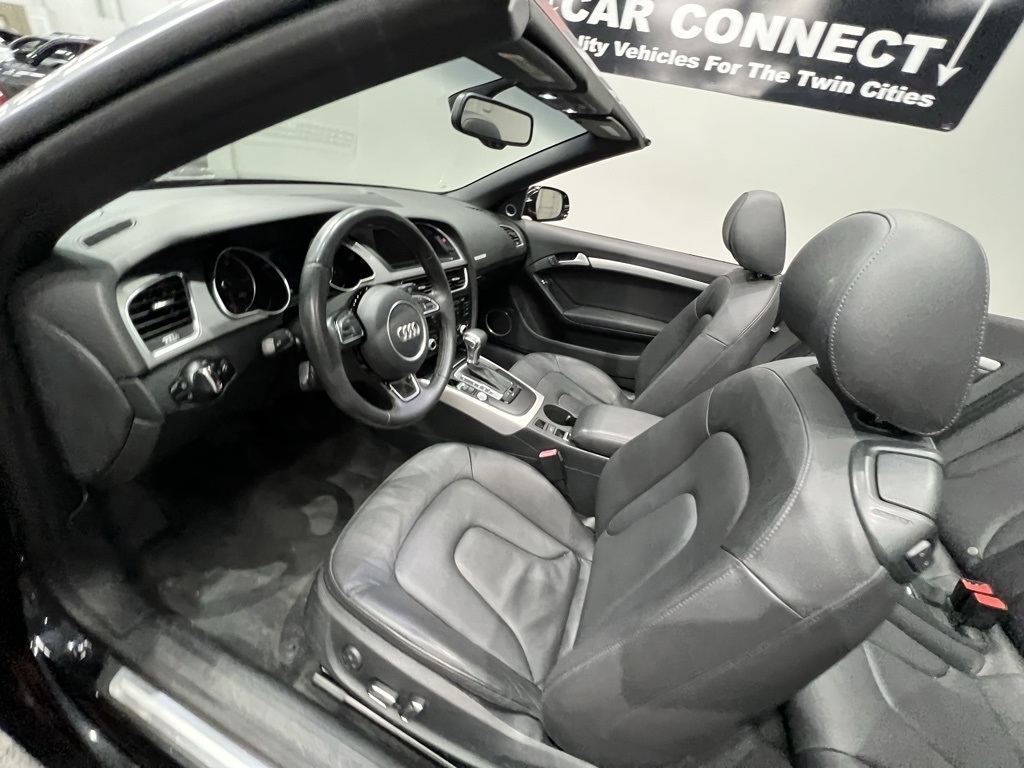 Audi A5 2dr Cabriolet Auto quattro 2.0T Premium Plus 2013