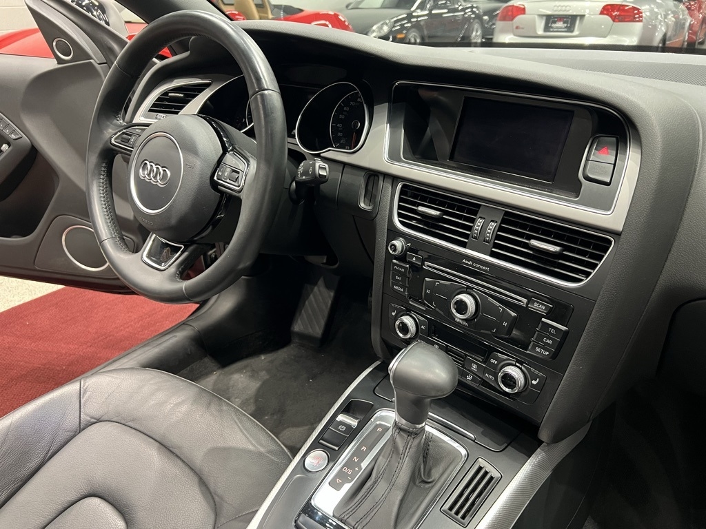 Audi A5 2dr Cabriolet Auto quattro 2.0T Premium Plus 2013