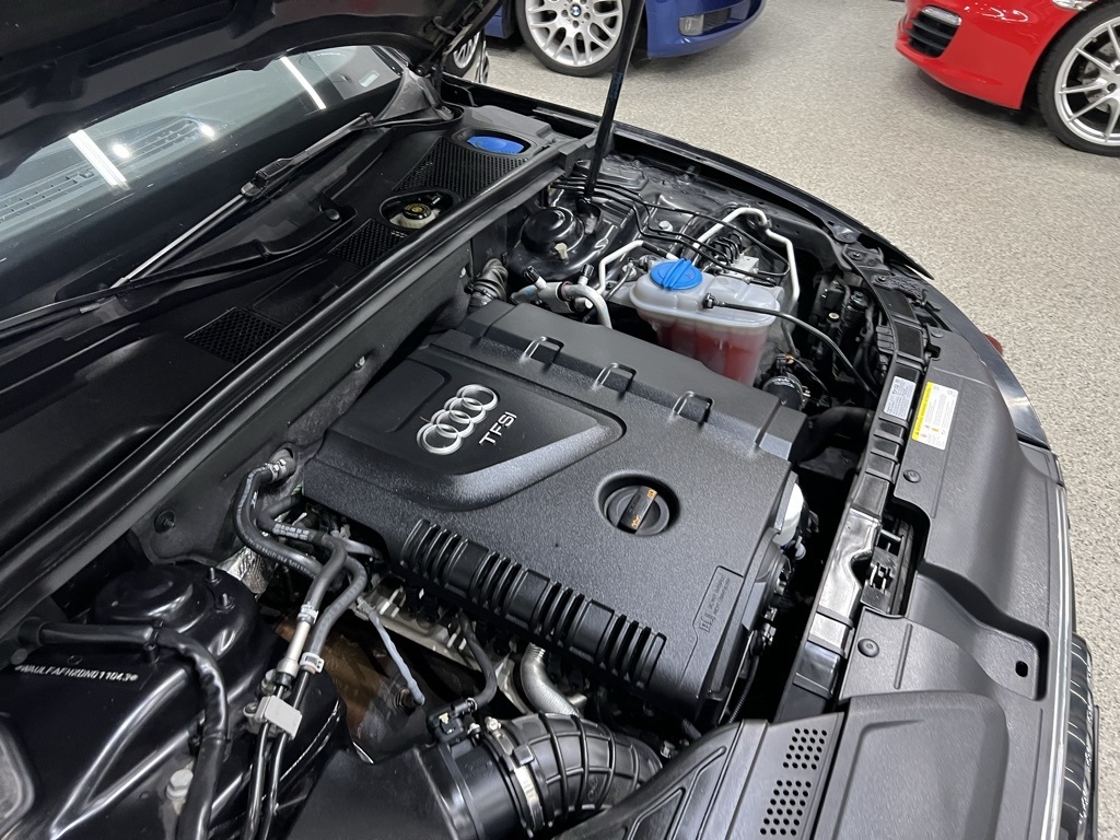 Audi A5 2dr Cabriolet Auto quattro 2.0T Premium Plus 2013