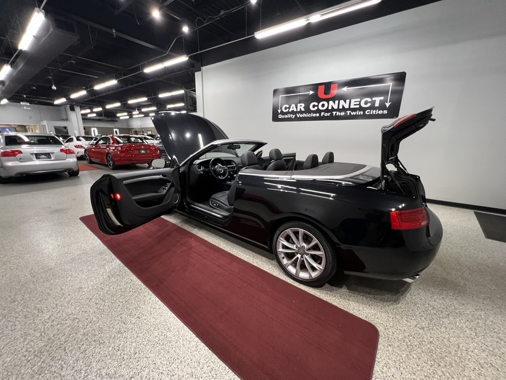 Audi A5 2dr Cabriolet Auto quattro 2.0T Premium Plus 2013