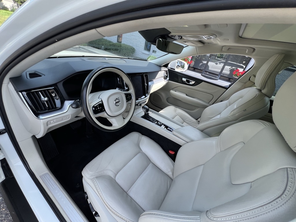 2020 Volvo V60 Cross Country T5 AWD photo 13