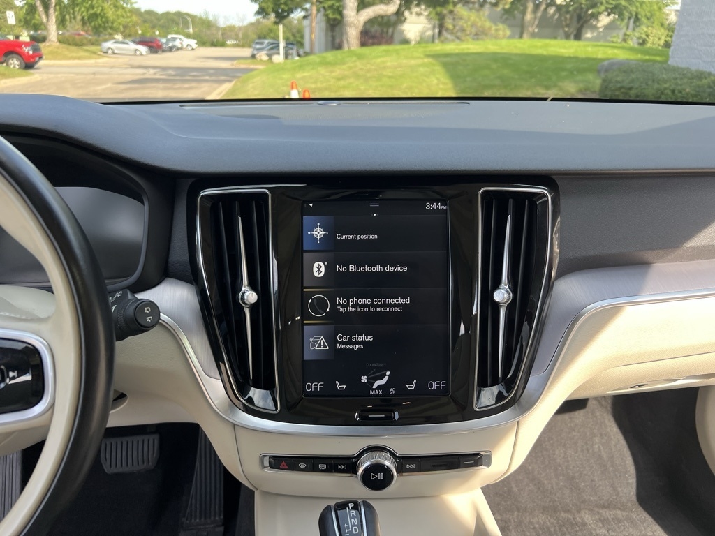2020 Volvo V60 Cross Country T5 AWD photo 24