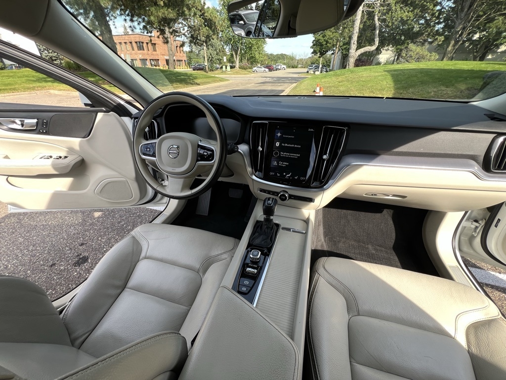 2020 Volvo V60 Cross Country T5 AWD photo 26
