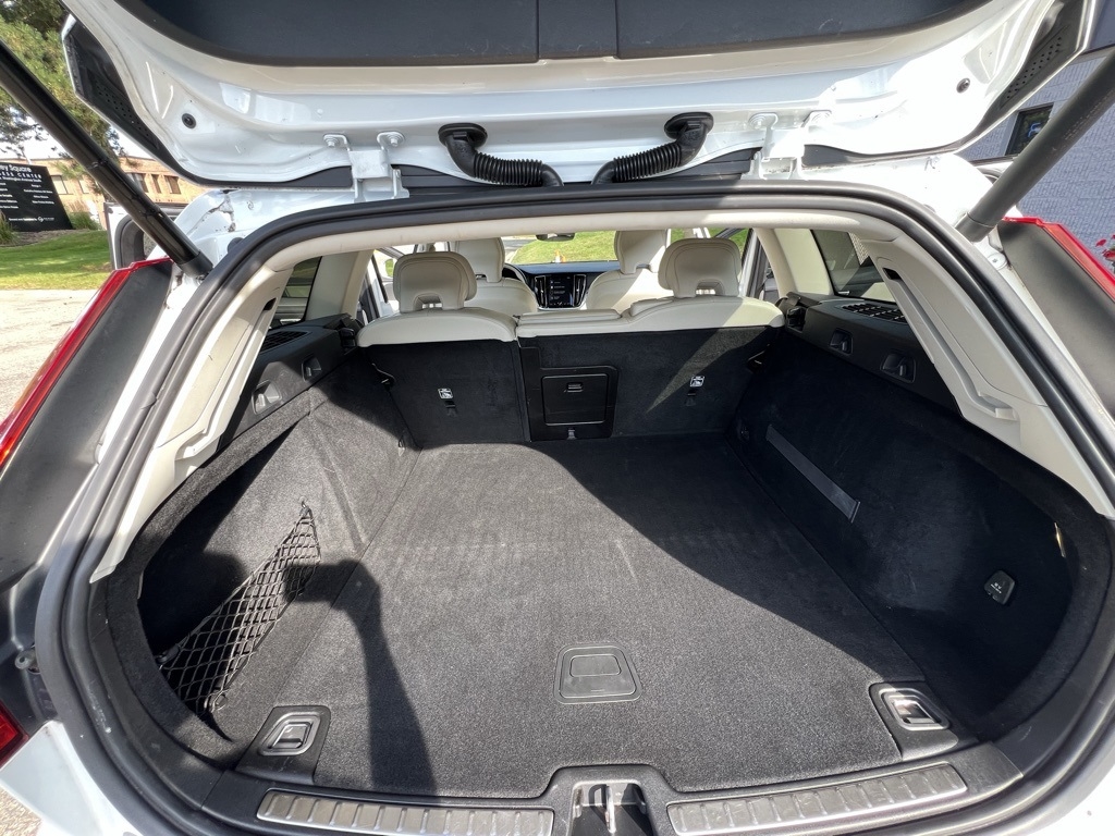2020 Volvo V60 Cross Country T5 AWD photo 27