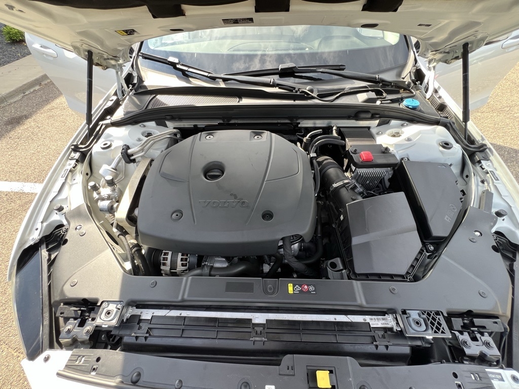 2020 Volvo V60 Cross Country T5 AWD photo 28