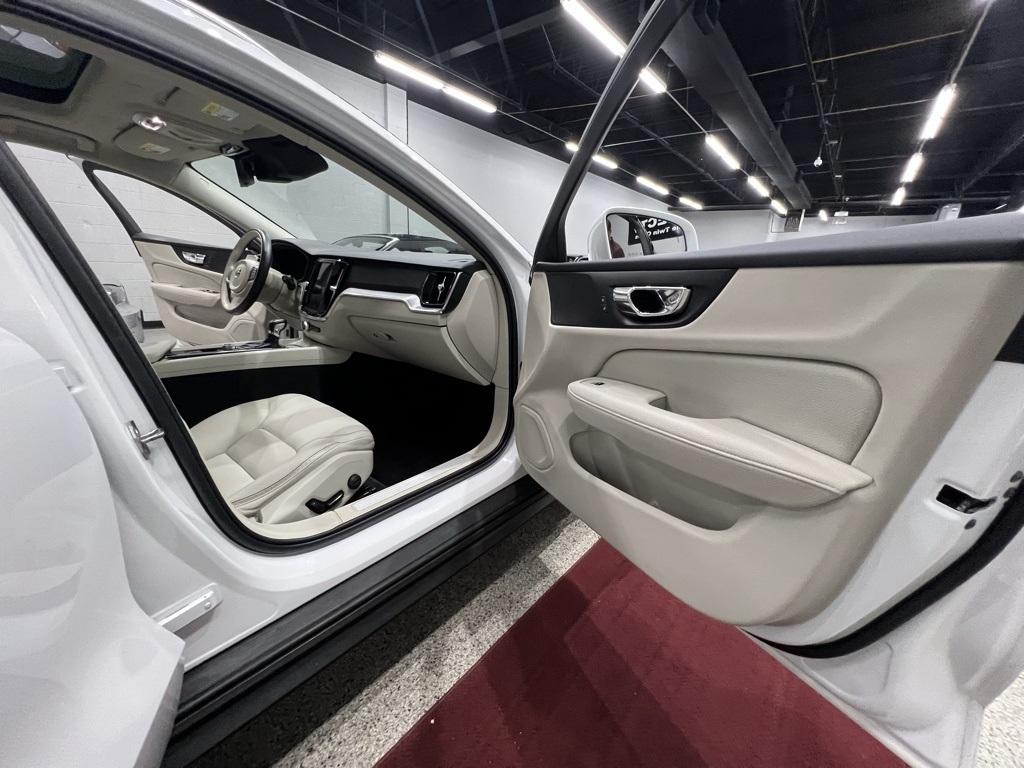 Volvo V60 Cross Country T5 AWD 2020