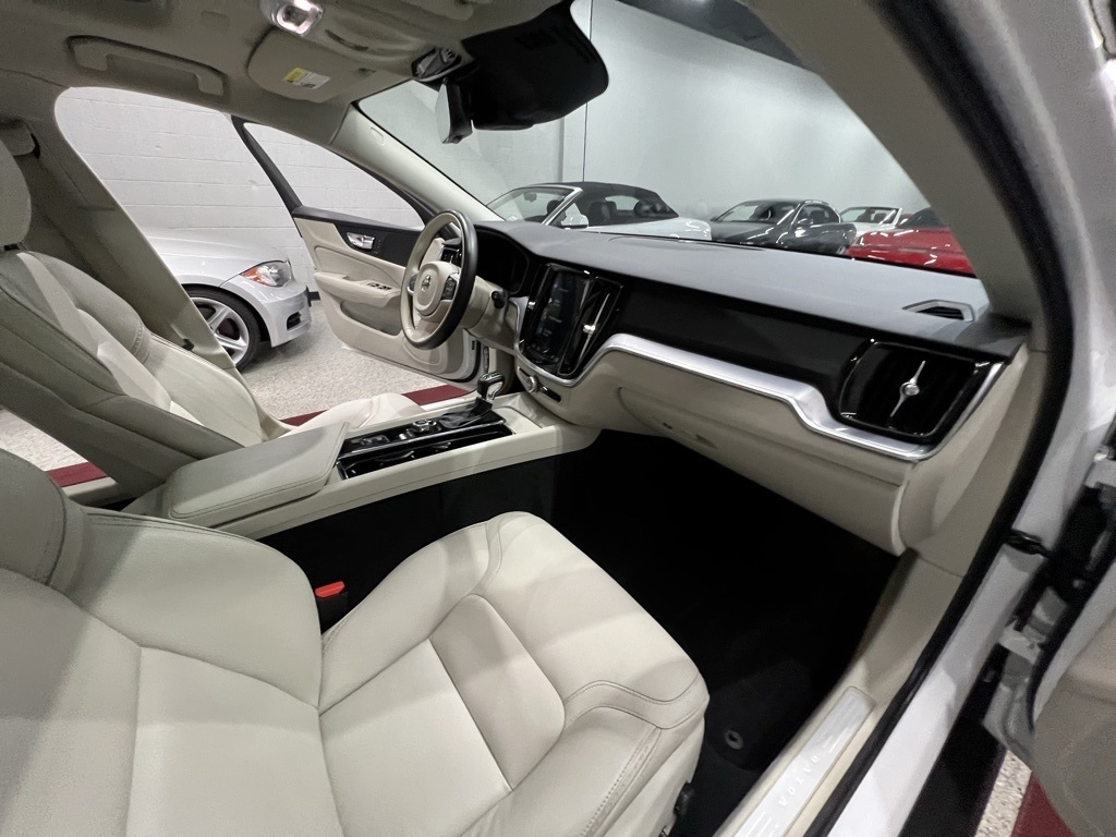 Volvo V60 Cross Country T5 AWD 2020