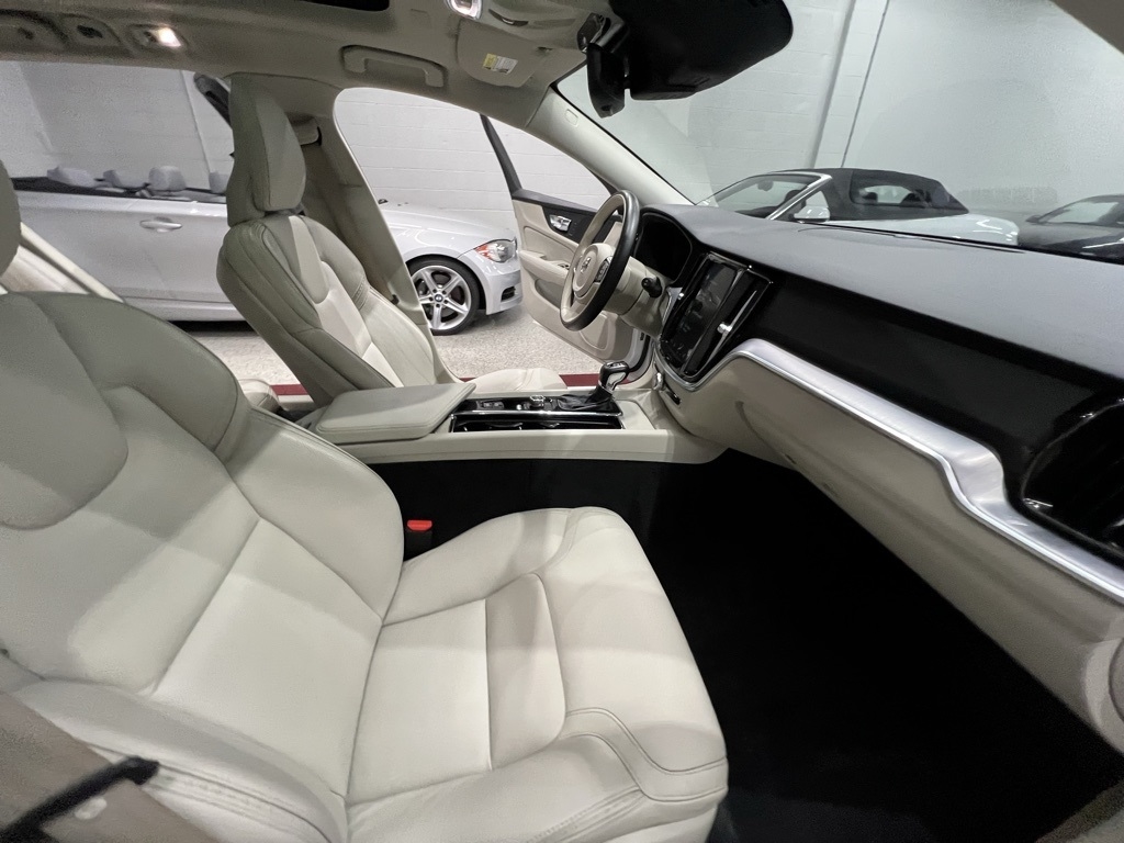 Volvo V60 Cross Country T5 AWD 2020