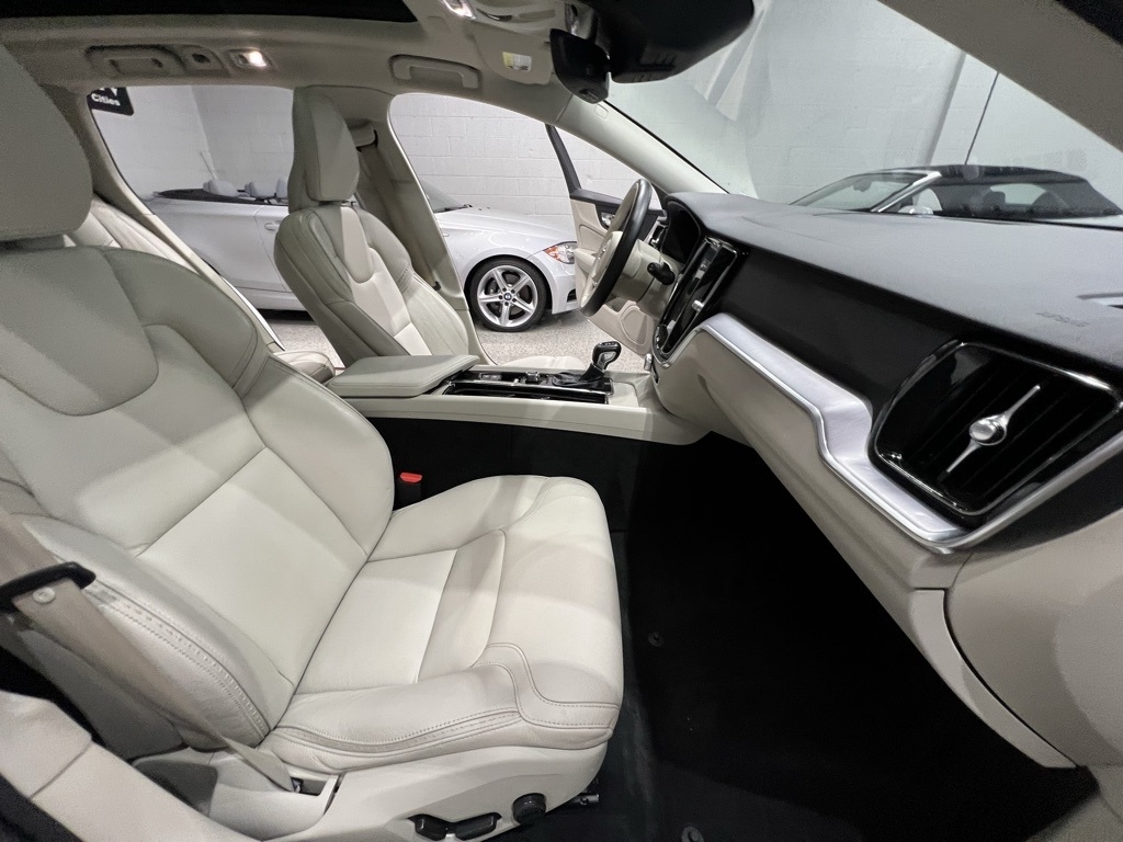 Volvo V60 Cross Country T5 AWD 2020