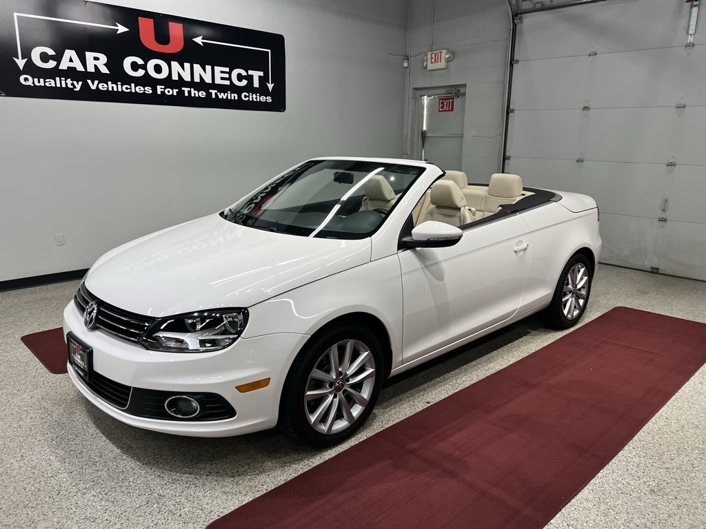 2013 Volkswagen Eos Sport photo 2