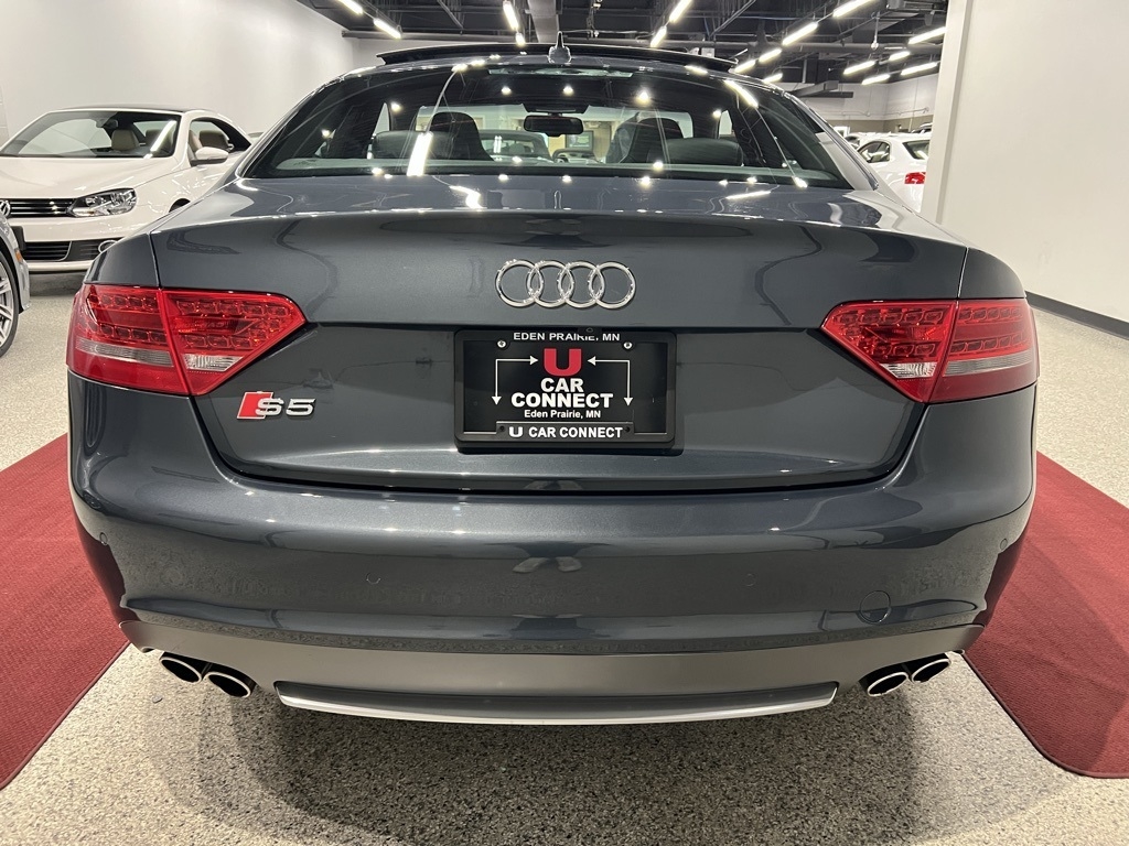 2011 Audi S5 Prestige photo 16