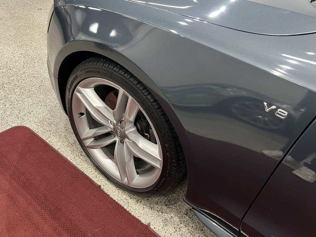 2011 Audi S5 Prestige photo 19