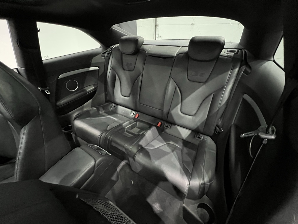2011 Audi S5 Prestige photo 27