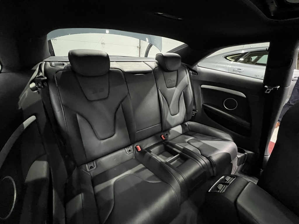 2011 Audi S5 Prestige photo 30