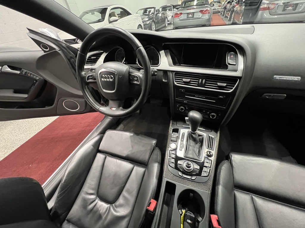 2011 Audi S5 Prestige photo 40