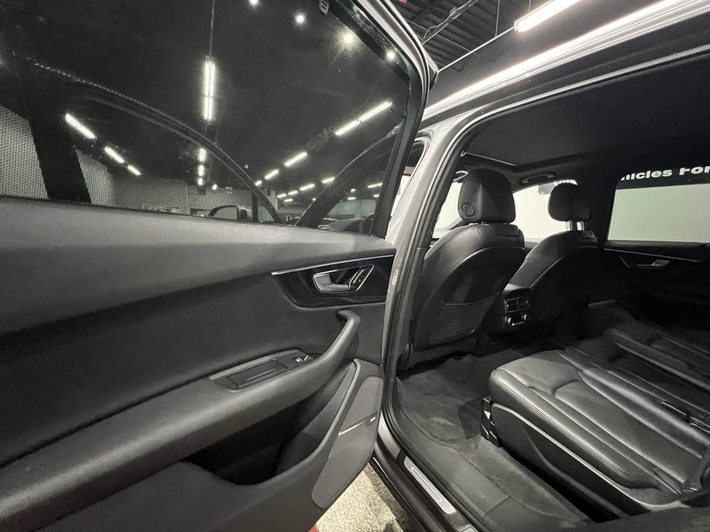 2017 Audi Q7 3.0 Prestige photo 24