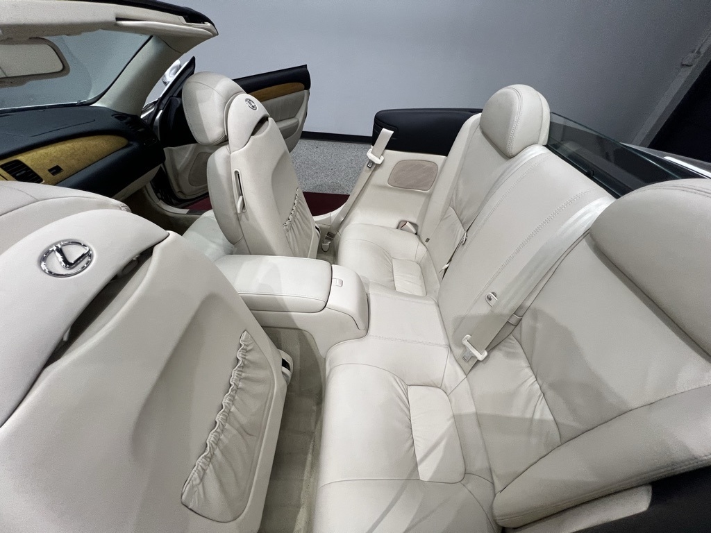 2002 Lexus SC 430 photo 33