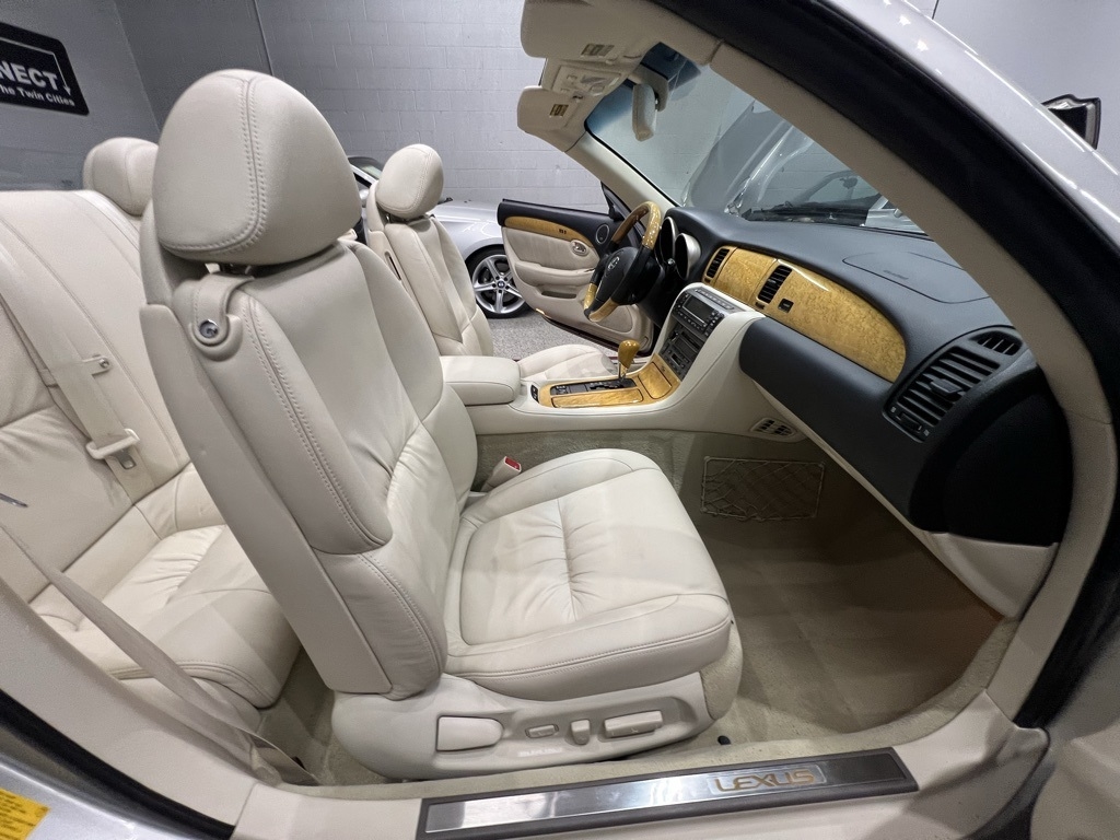 2002 Lexus SC 430 photo 44