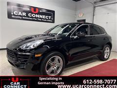 2015 Porsche Macan 