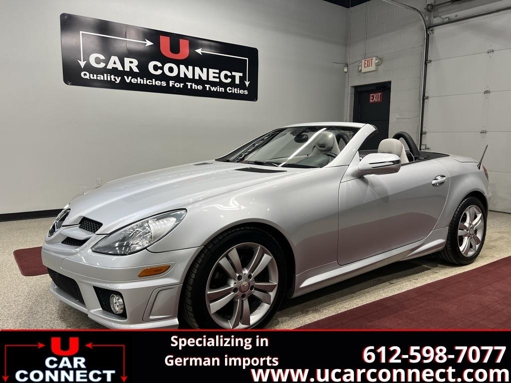 2011 Mercedes-Benz SLK-Class 2dr Roadster SLK 300