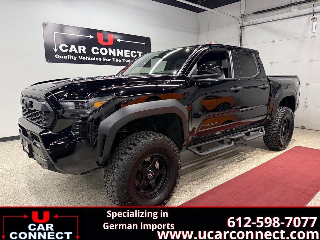 2025 Toyota Tacoma 4WD SR Double Cab 5' Bed MT (Natl)