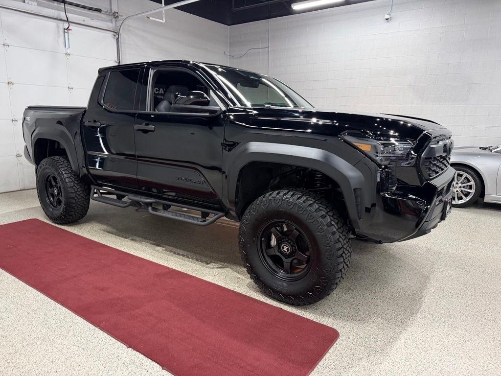 2025 Toyota Tacoma TRD Off Road - Photo 11