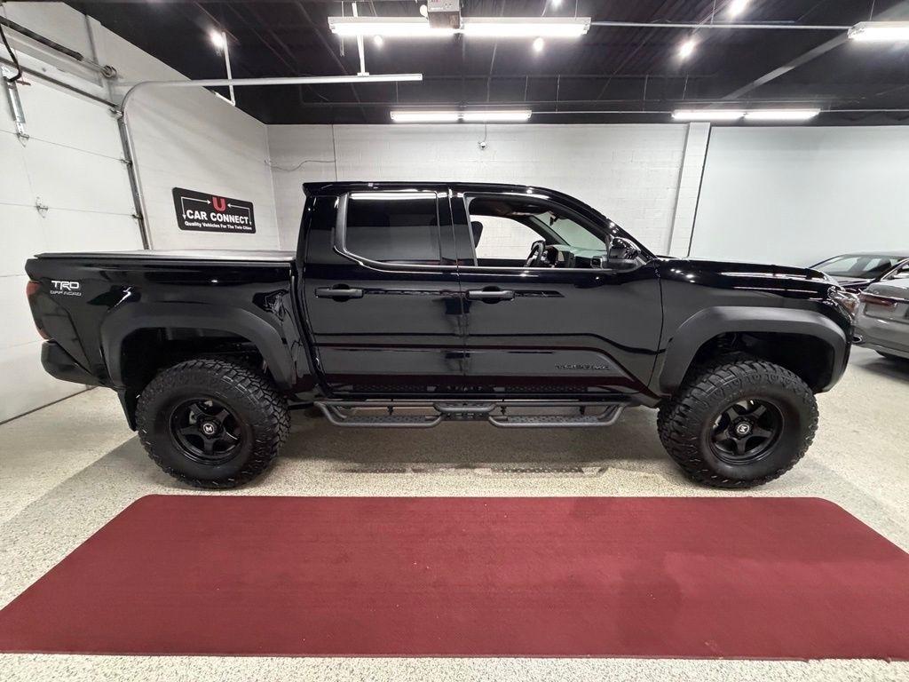 2025 Toyota Tacoma TRD Off Road - Photo 13