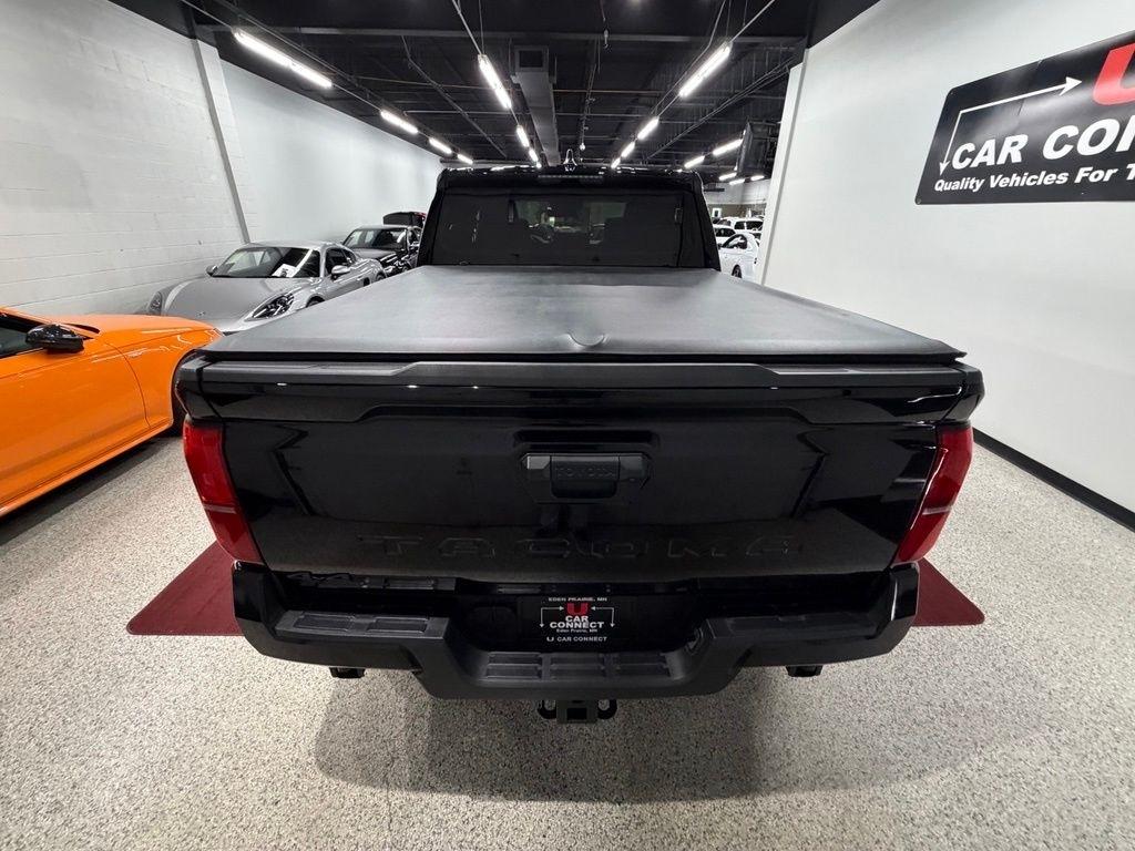 2025 Toyota Tacoma TRD Off Road - Photo 18