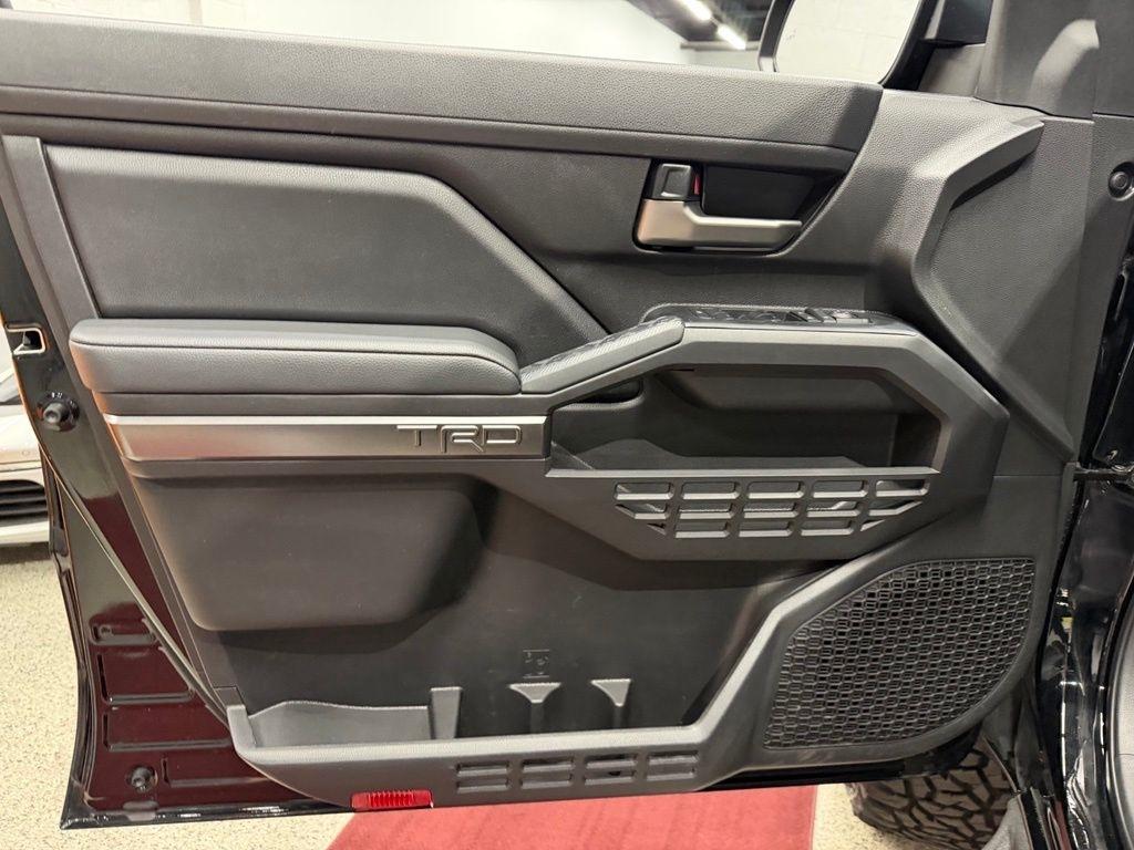 2025 Toyota Tacoma TRD Off Road - Photo 29