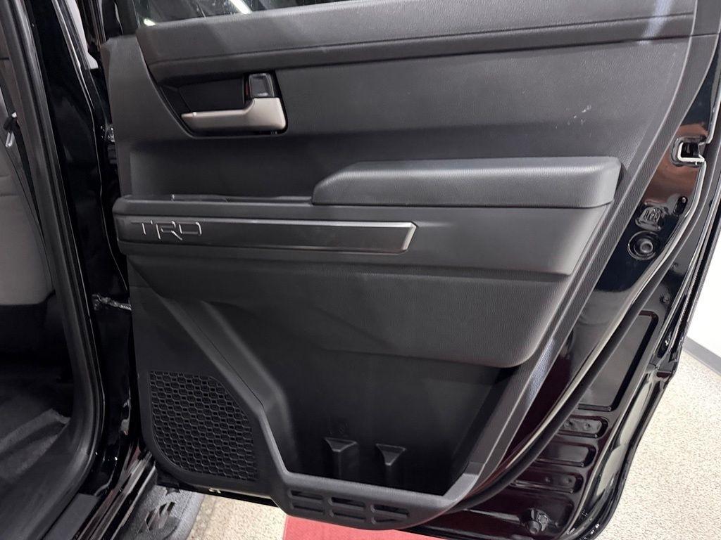 2025 Toyota Tacoma TRD Off Road - Photo 39