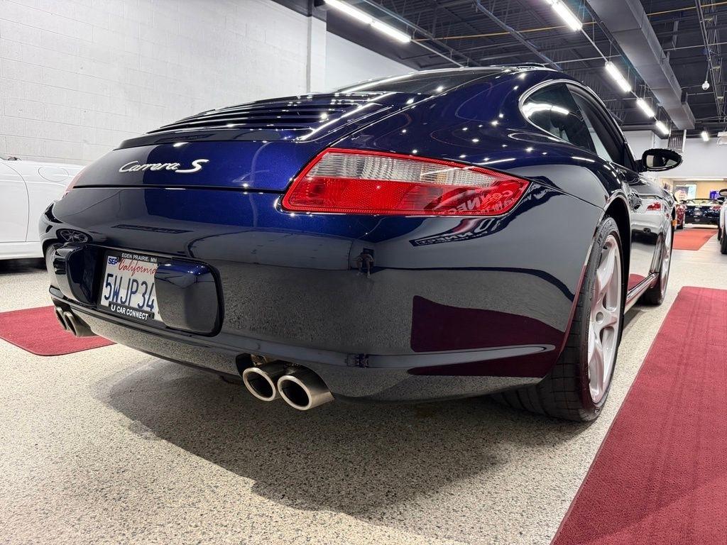 Porsche 911 photo 19