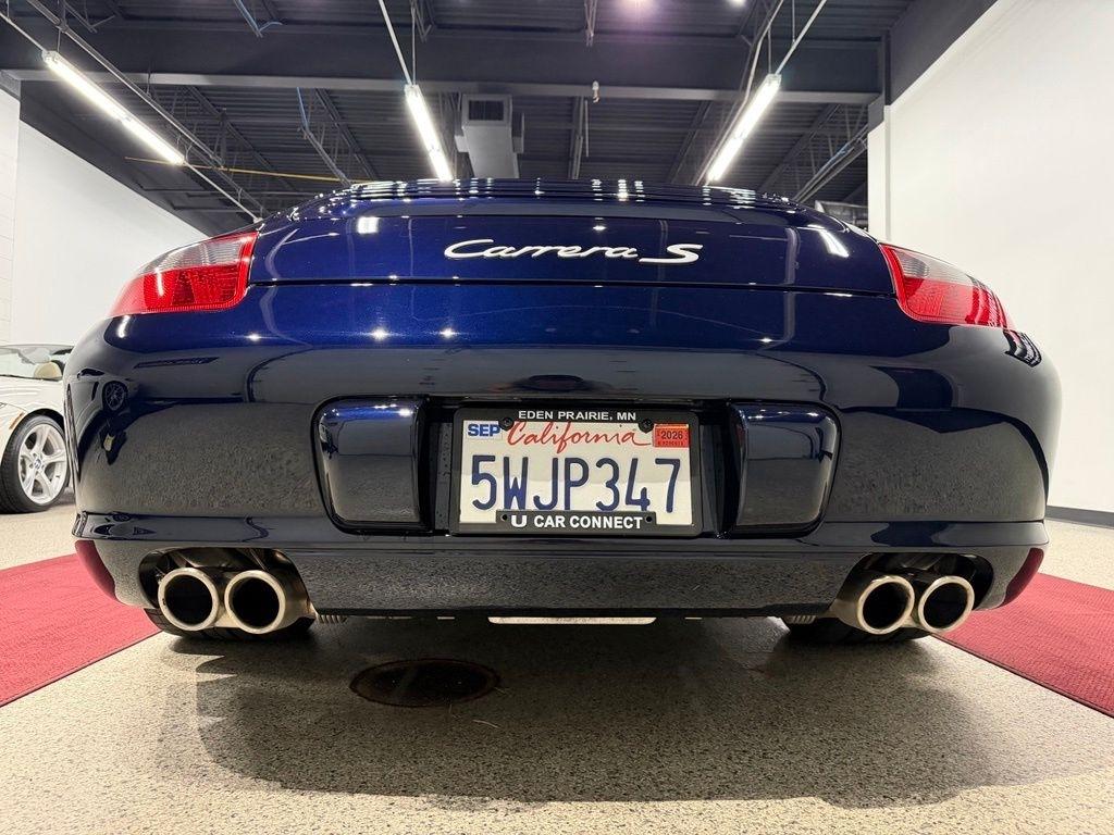 Porsche 911 photo 22