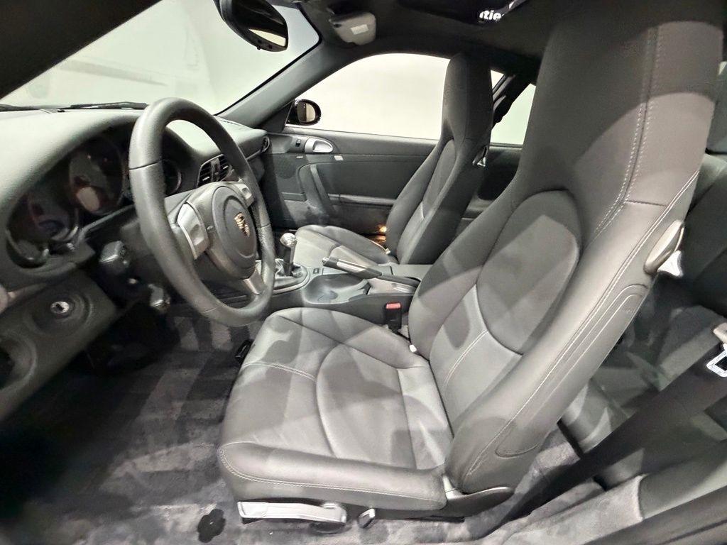 Porsche 911 photo 35