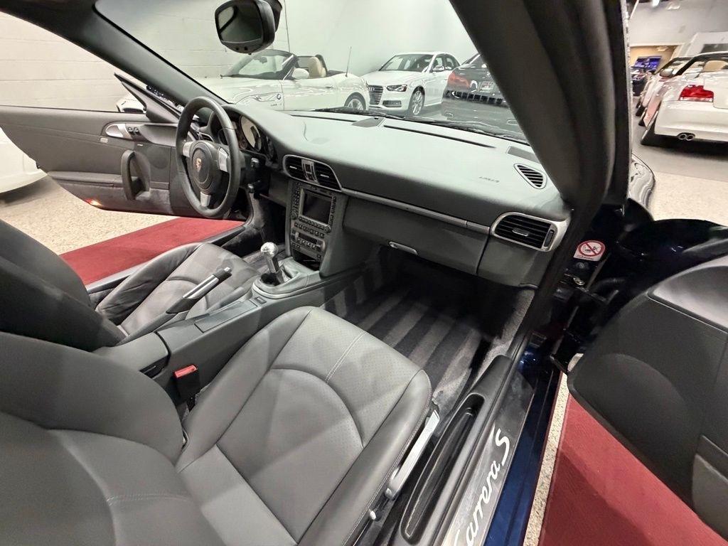Porsche 911 photo 45