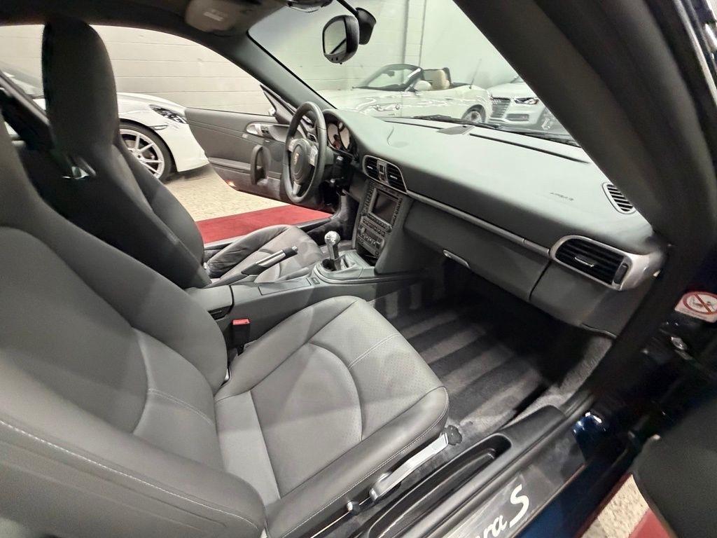 Porsche 911 photo 46