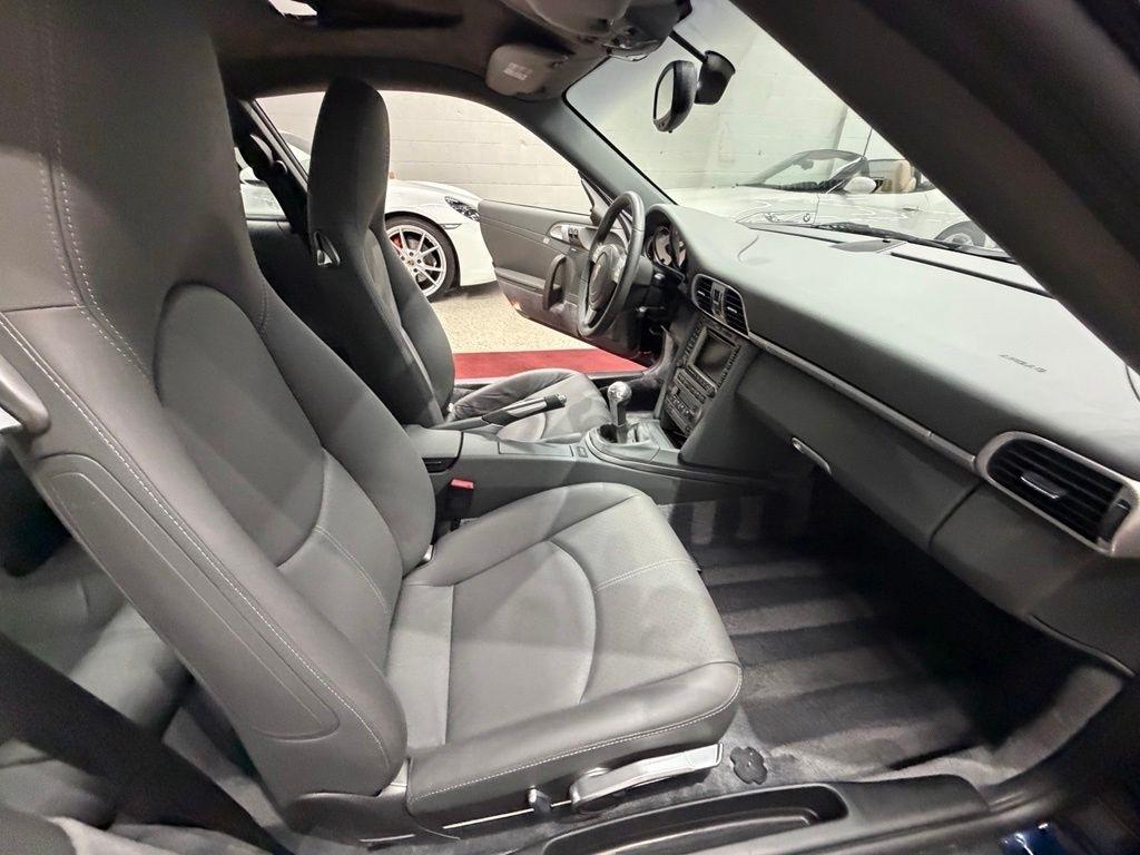 Porsche 911 photo 47