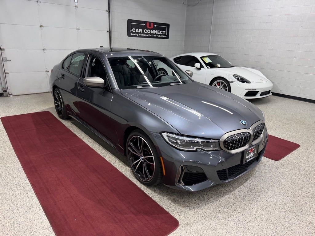 BMW M340i photo 10