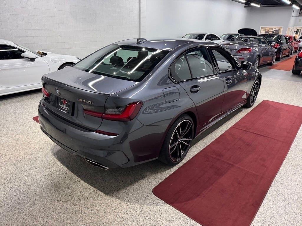 BMW M340i photo 14