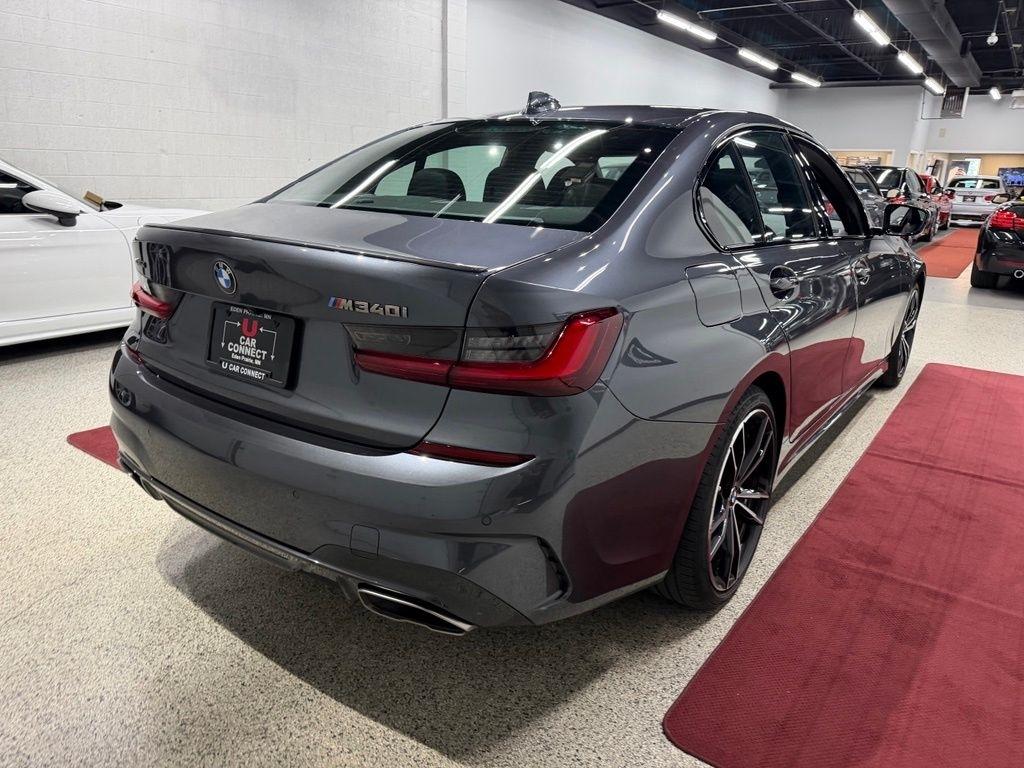 BMW M340i photo 15