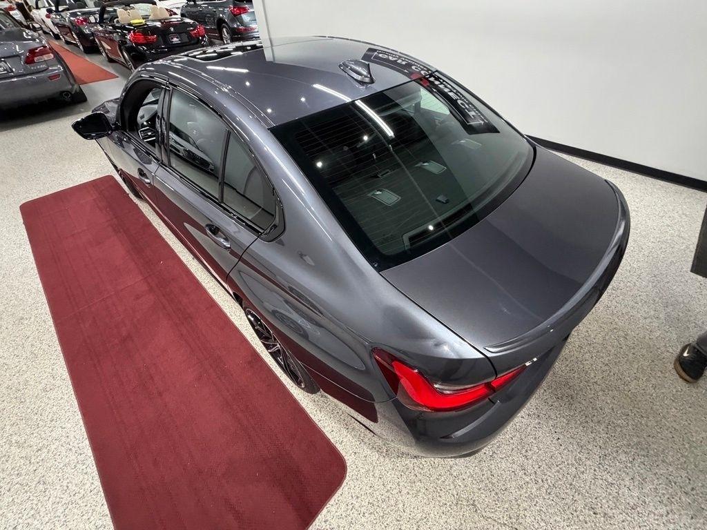 BMW M340i photo 23
