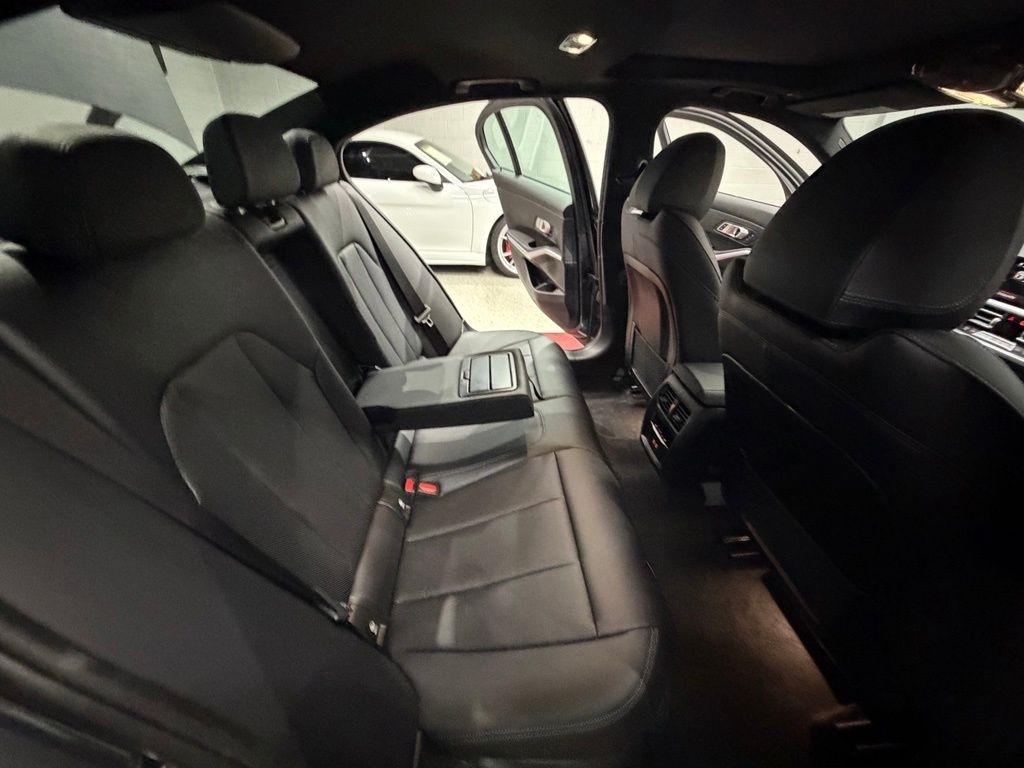 BMW M340i photo 38