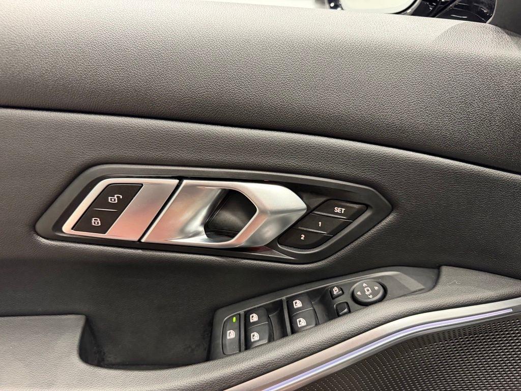 BMW M340i photo 57