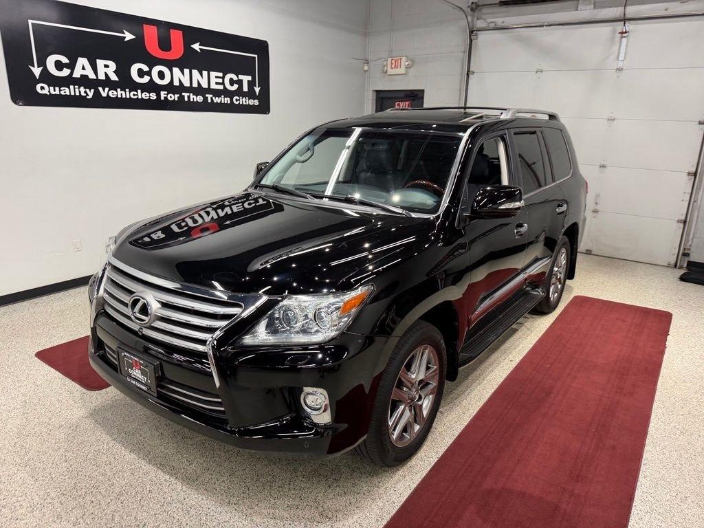 Lexus LX photo 4
