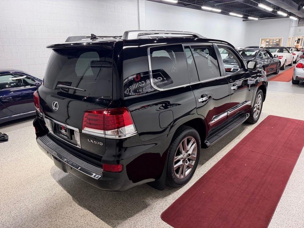 Lexus LX photo 13