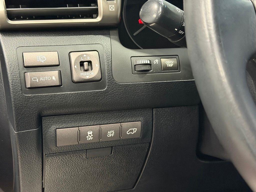 Lexus LX photo 54