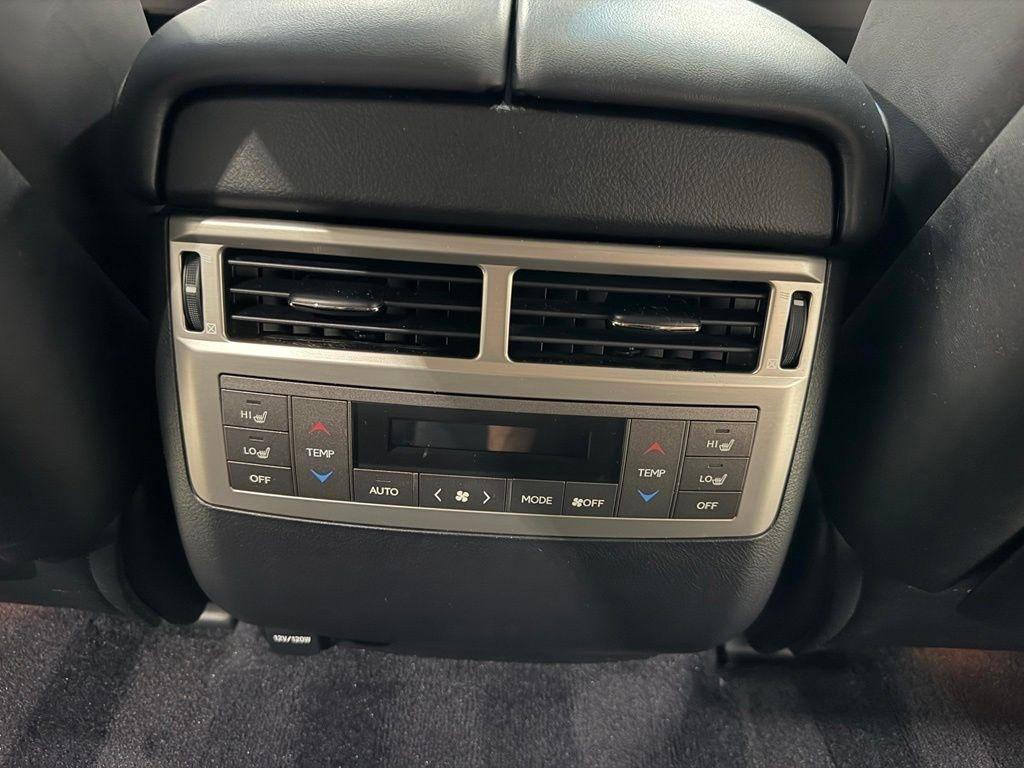 Lexus LX photo 56