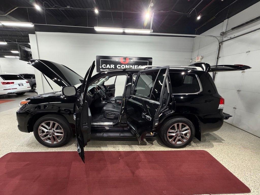 Lexus LX photo 71
