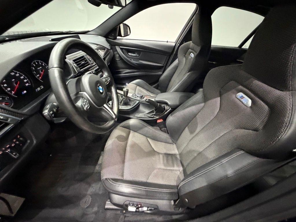 BMW M3 photo 24