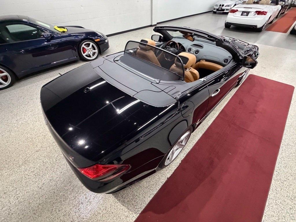 Mercedes-Benz SL-Class photo 23