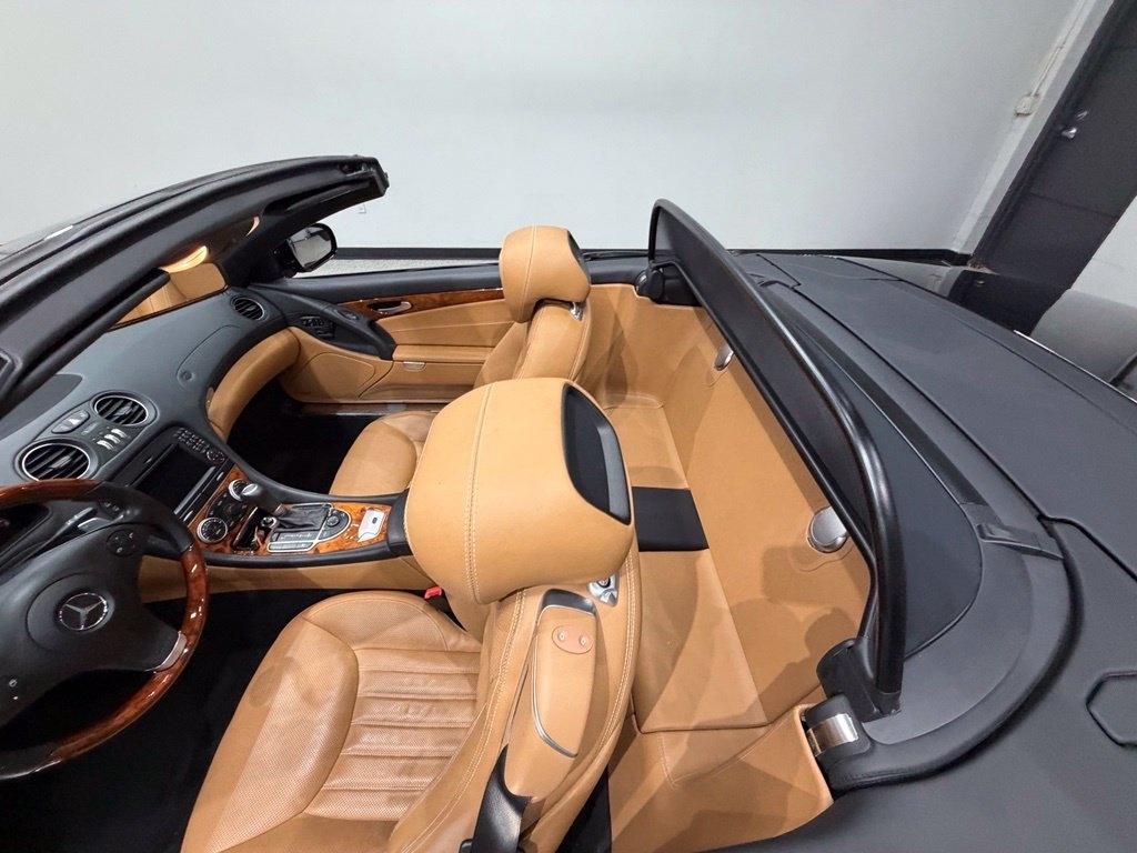 Mercedes-Benz SL-Class photo 31